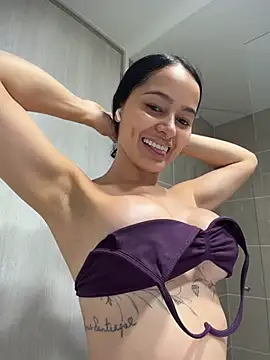 Chat XXX en directo de rubyhill_2711