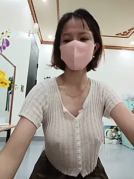Emma_Linh 现场XXX聊天