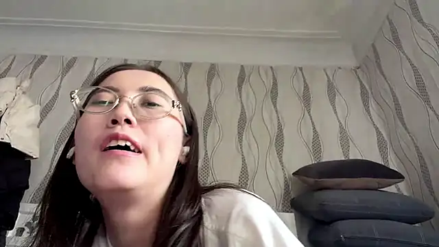 VickieTrudo's Live XXX Chat