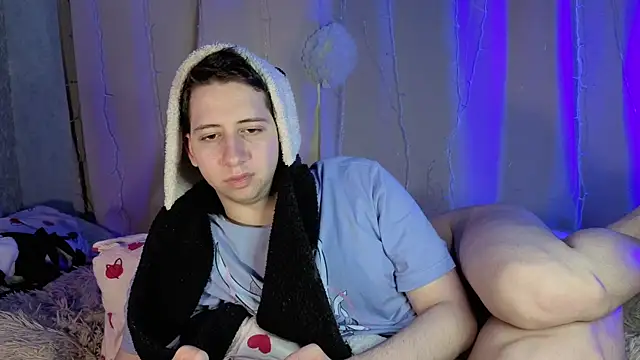 Онлайн чат XXX Timothy_Fox
