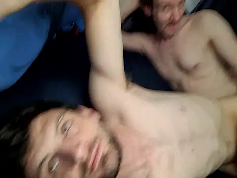 Drewpackn8's Live XXX Chat