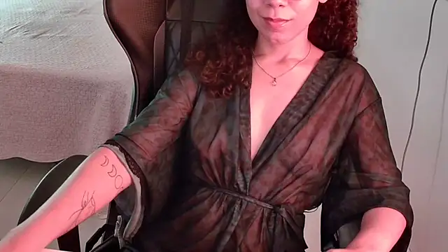 Chat XXX ao vivo de DearArtemis