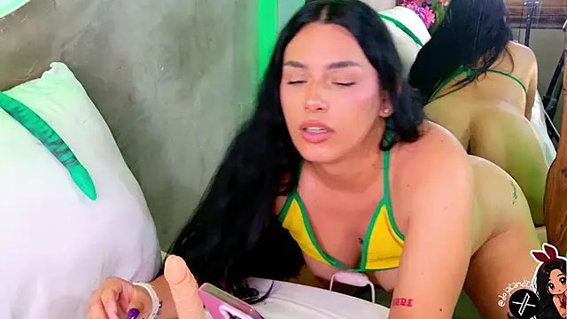 Czat XXX na żywo – dojacandice
