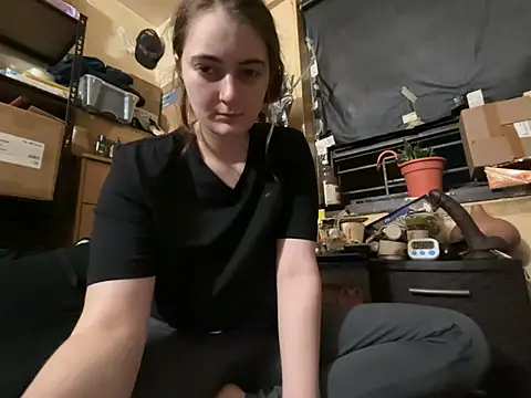 Chat XXX en directo de Snowbunnycake_131
