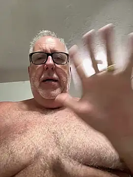 Chatroom XXX en direct de superbearboss