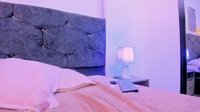 XXX chat uživo modela Meghan_candy