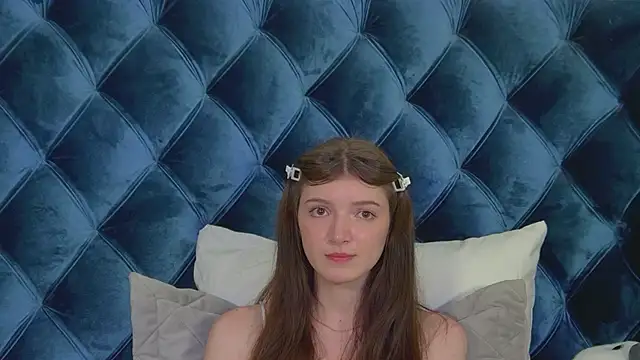 SophiaProve Adlı Modelin Canlı XXX Sohbeti