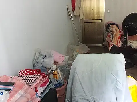 RebelAura live XXX chat