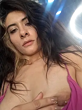 Chat XXX en directo de AshleyyHall