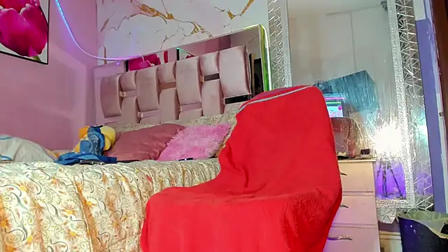 HUGE_BLACKCOCK 现场XXX聊天