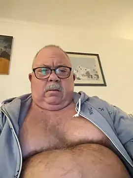 XXX chat uživo modela bylytom24