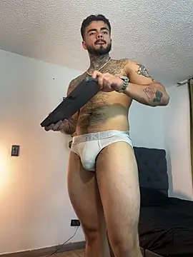 دردشة Benjii_Carter1 الجنسية المباشرة