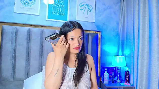 AvaX_777's Live XXX Chat