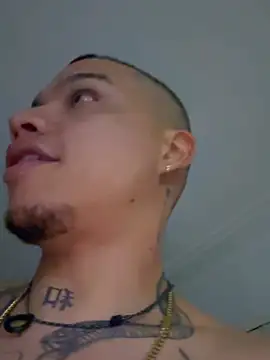 AlphaMasterXxx লাইভ XXX চ্যাট