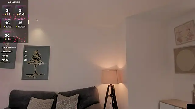 MayaMoretti_ 现场XXX聊天