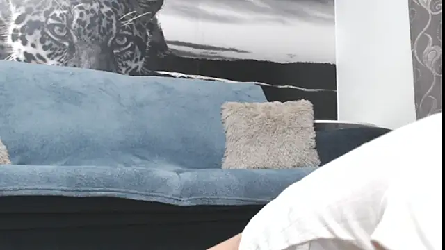 Andreaboobss 网络视讯表演
