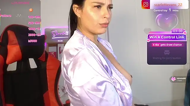 Scarlett_EvanzのライブXXXチャット