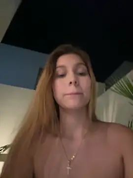 Chatroom XXX en direct de Nikii__
