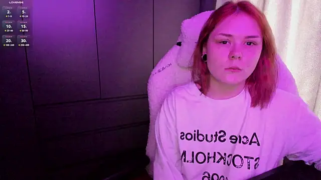 sophia_lix élő XXX-chatje
