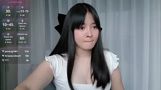 -Yuko- Adlı Modelin Canlı XXX Sohbeti
