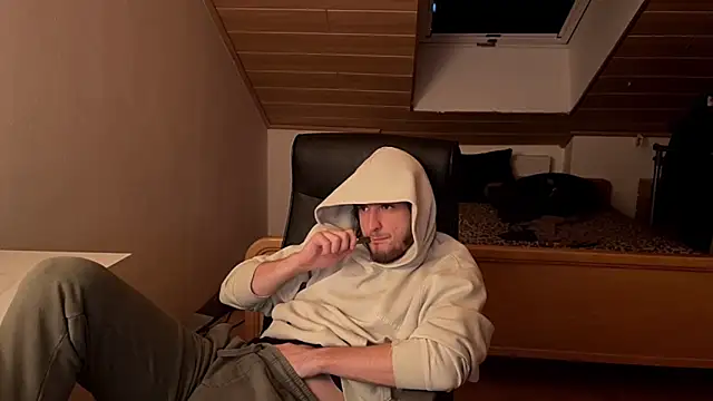 XXX chat uživo modela Bez3ybik