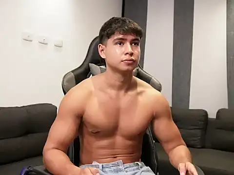 Bray_Kevin Live XXX Chat