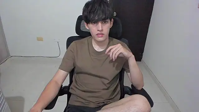 Chat +18 de eren_188 ao vivo