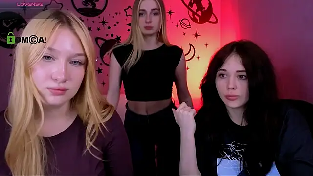 riley_sanders: вебкам-шоу