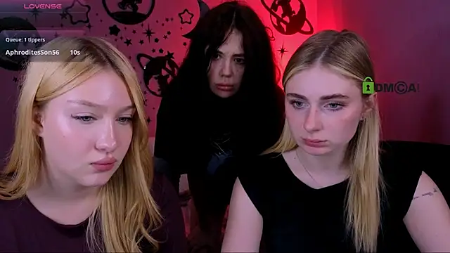 Pokazy przed kamerką – riley_sanders