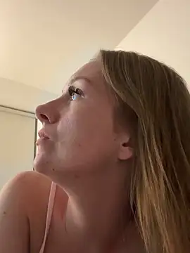 Sofiaswrldxo's Live XXX Chat
