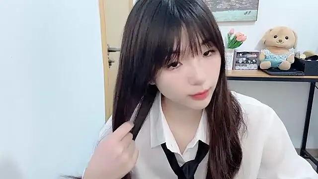 Louise-3 现场XXX聊天