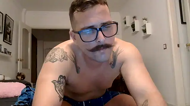yanick931 webcam show