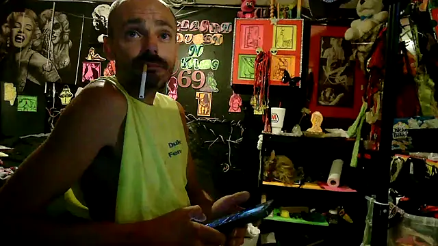 Splash_Queen420 élő XXX-chatje