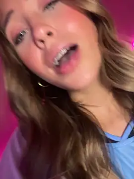 Chat +18 de fanyabbey ao vivo