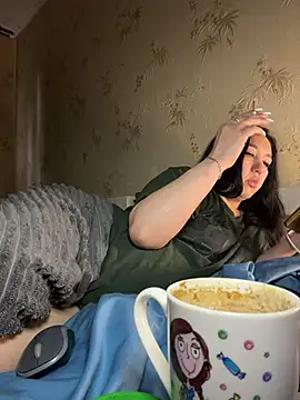 Naughtbaby_2025's Live XXX Chat
