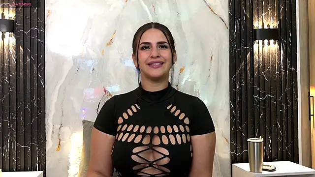 ChloeHolmes' Live XXX Chat