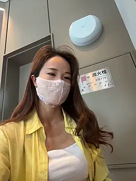 kiss_loo 即時 XXX 聊天