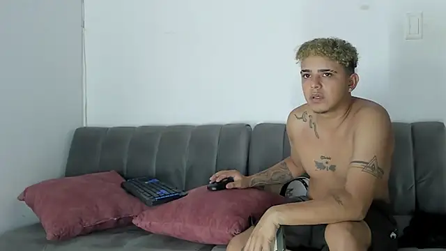 percy_scorpion Live XXX Chat