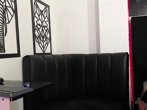 karla_loveraのライブXXXチャット