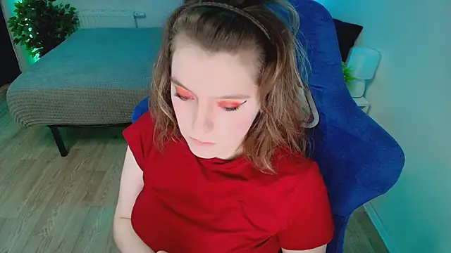CranberryHot Adlı Modelin Canlı XXX Sohbeti