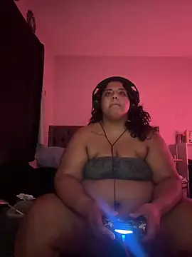 צ'אט XXX בשידור חי של 1n0nlythroat