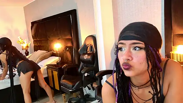 KloheMoon Chat XXX in diretta