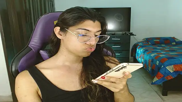 Chat XXX ao vivo de Alanni_parker