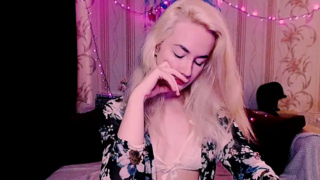 xxxcharismaaa: онлайн-секс-чат