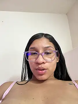 Chat XXX en directo de Danaeluxe