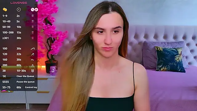 JasminUqueen's Live XXX Chat