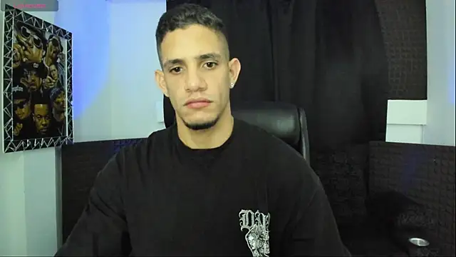 jhonnysnow17 网络视讯表演