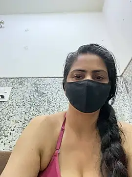 SashaPatel Adlı Modelin Canlı XXX Sohbeti