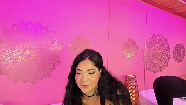 Онлайн чат XXX MarianaMontezz