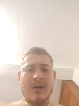 Chat +18 de persibal_redhead ao vivo
